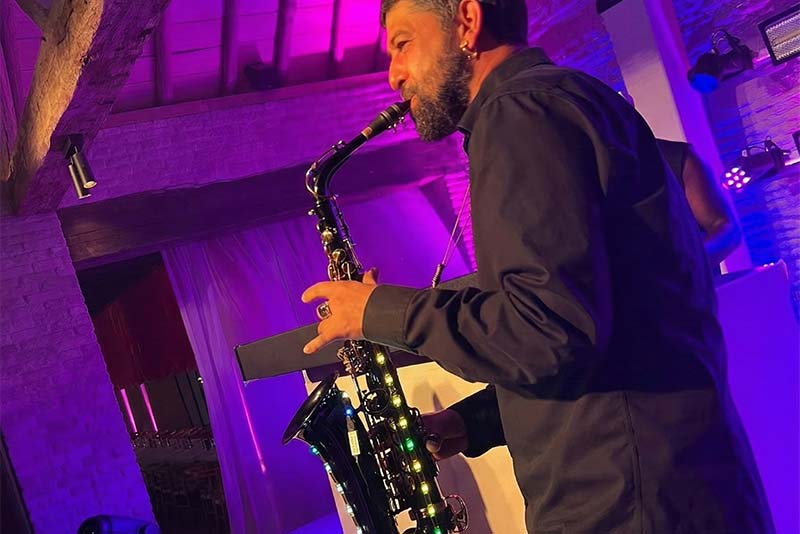 saxophoniste et dj